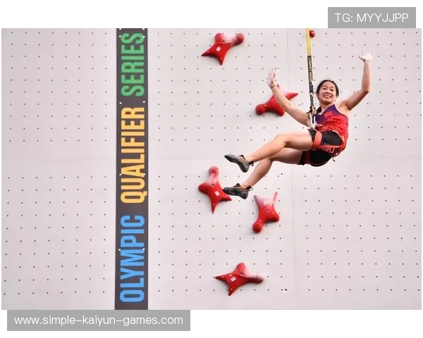 中国攀岩队年轻运动员崭露头角